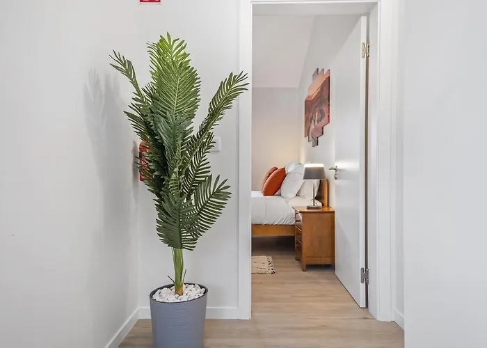 Basalt Dwelling I By Homie Сан-Висенти